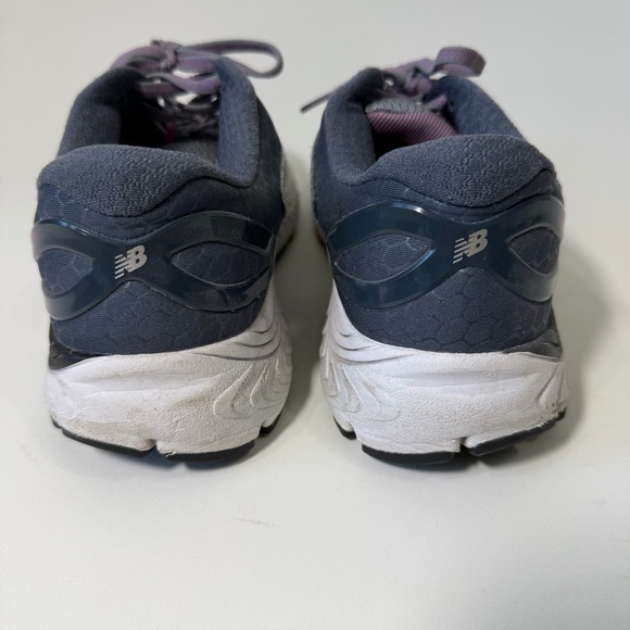 New Balance 840 V4 Running Shoes Sneakers Gray With Pink Accents Size 9 - Picture 3 of 10